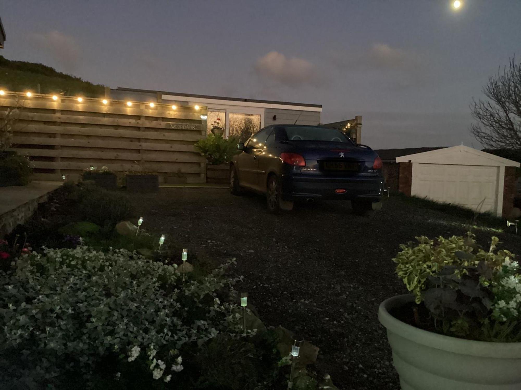 Appartamento Adorable Private Couples Retreat With Hot Tub Llanfechell Esterno foto